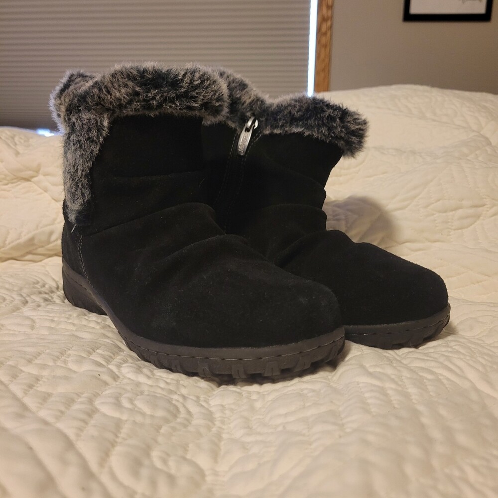 Khombu Suede w/Faux Fur Ankle Boots "Bonnie" Size 8